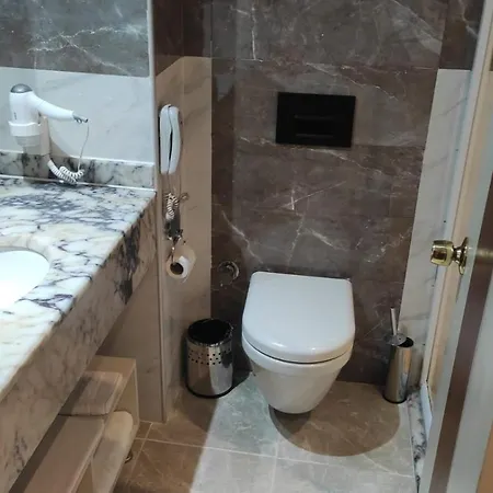 Отель Elamir